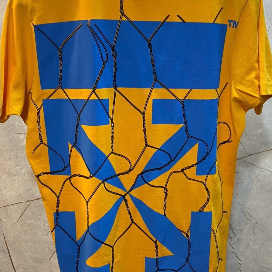 Off White Tshirt Medium Regular